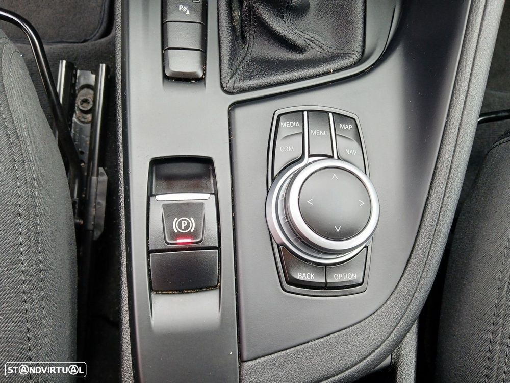 BMW X1 16 d sDrive Corporate Edition Auto - 26
