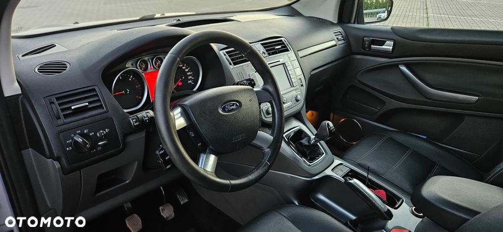 Ford Kuga 2.0 TDCi 4WD Titanium - 6