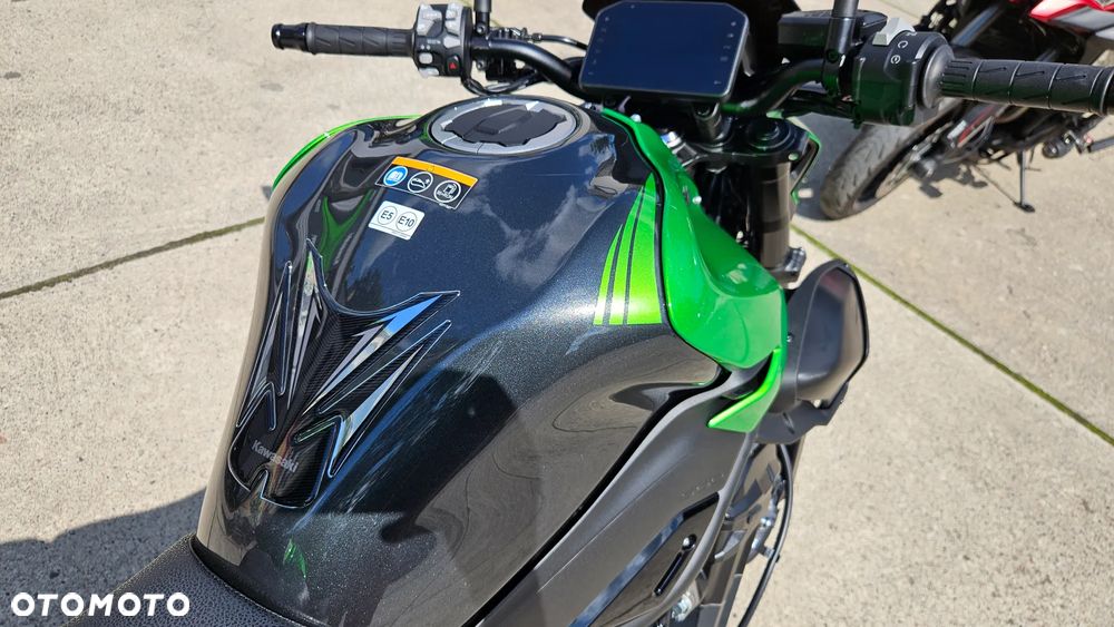 Kawasaki Z 900 - 10