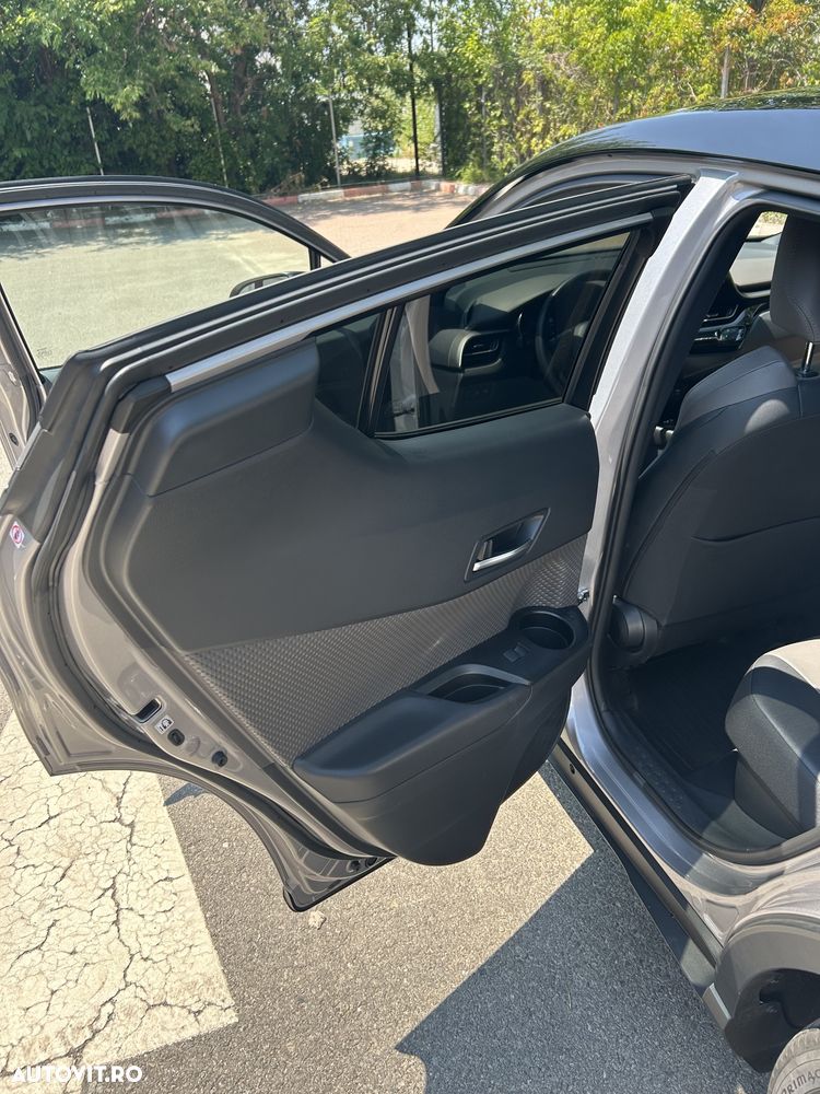 Toyota C-HR - 18
