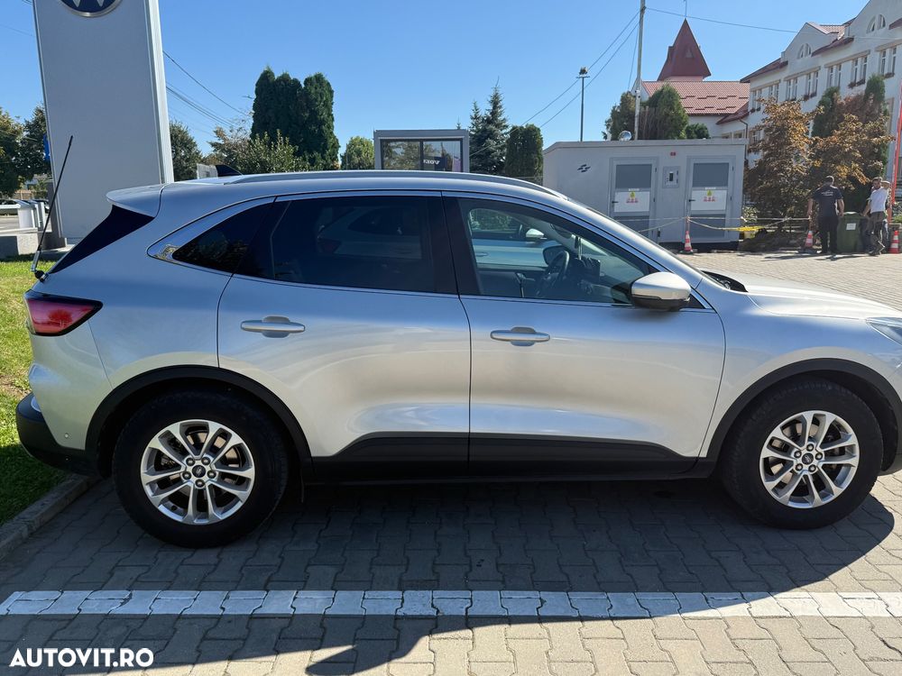 Ford Kuga 1.5 EcoBlue A8 FWD Titanium - 6