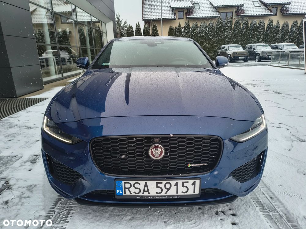 Jaguar XE 2.0 P300 AWD R-Dynamic S - 11
