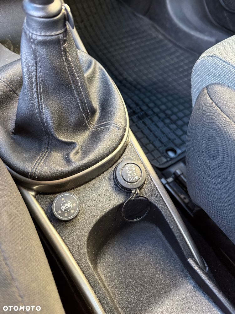 Alfa Romeo Mito 1.4 8V - 28