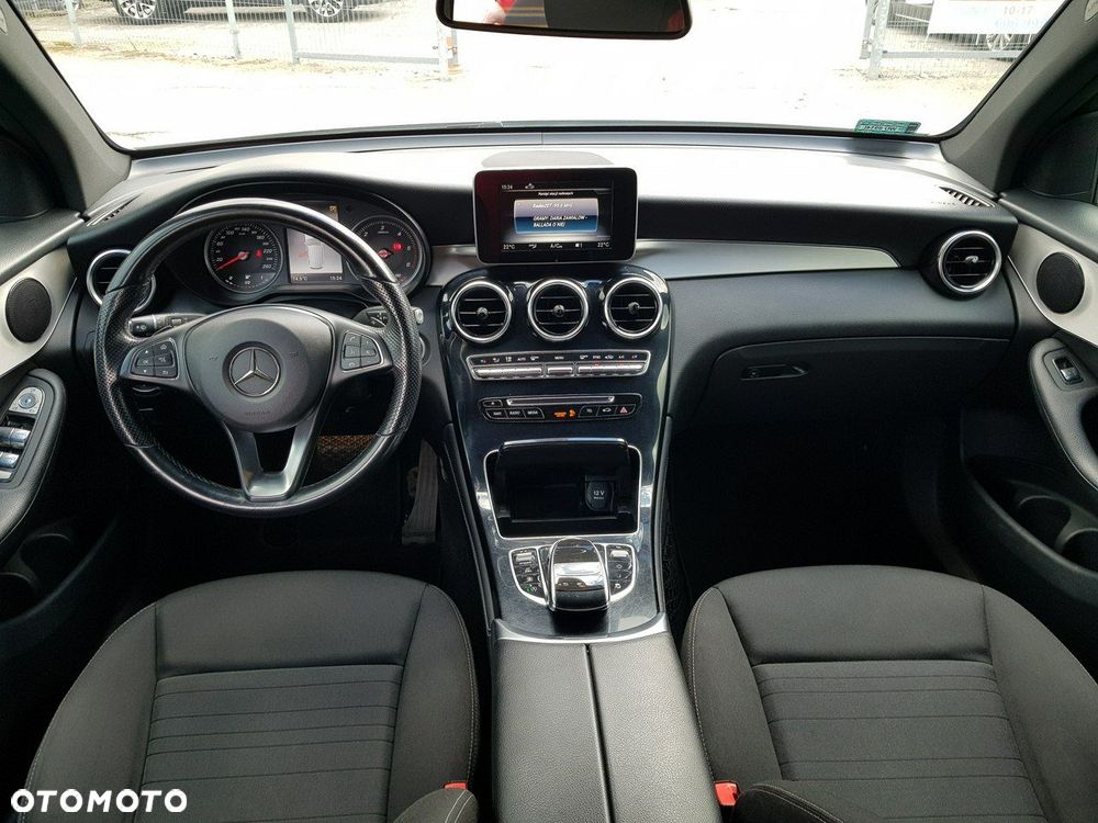 Mercedes-Benz GLC 220 d 4-Matic - 12
