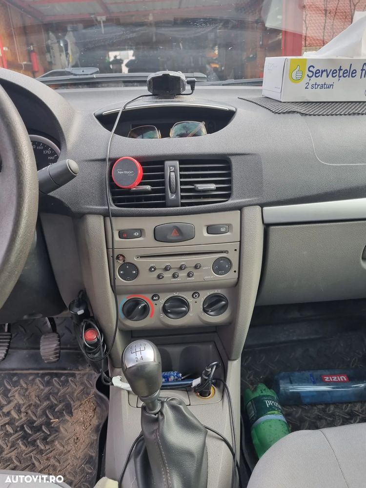 Renault Symbol 1.4 16V Best - 21