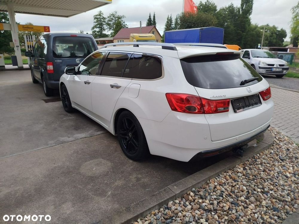 Honda Accord - 9