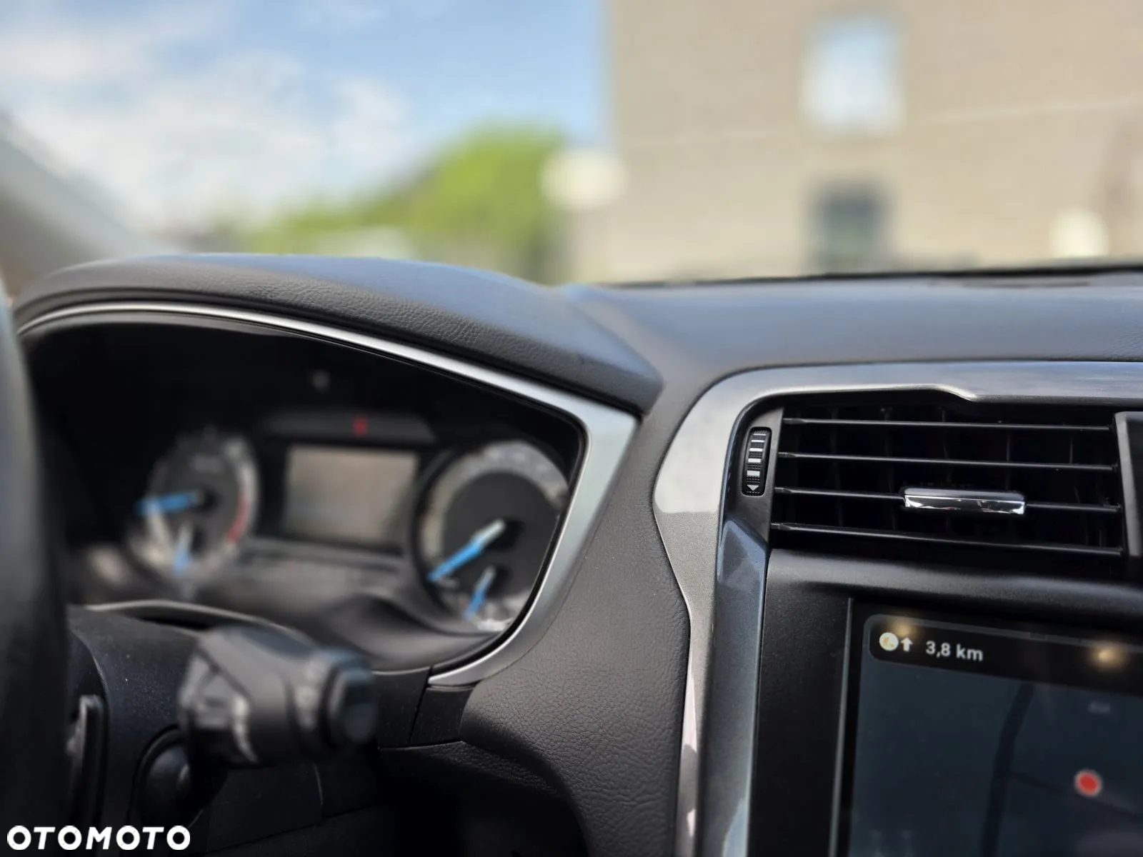 Ford Mondeo 1.5 EcoBoost Edition - 12