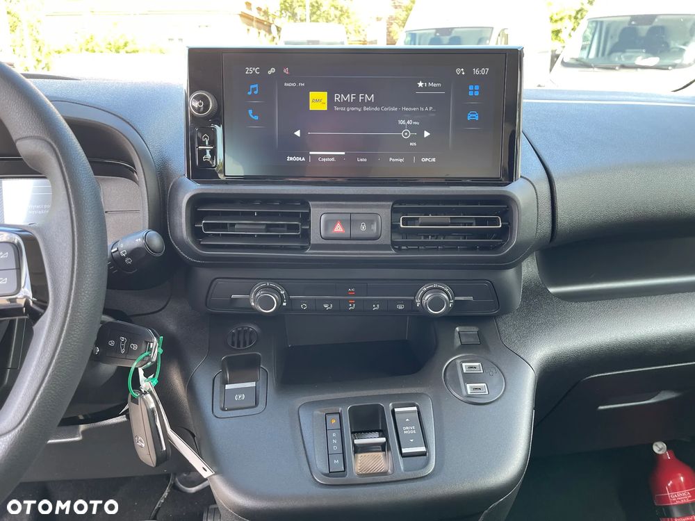 Toyota Proace City Verso Long 1.5 D-4D Business - 18