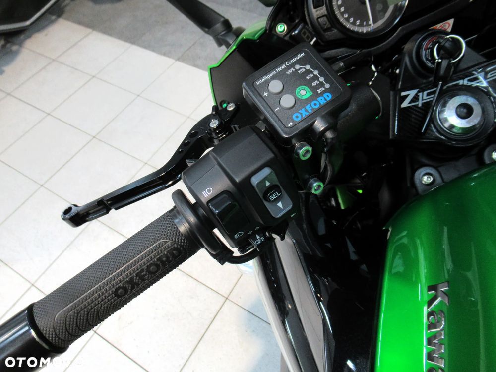 Kawasaki Ninja 1000 SX - 14