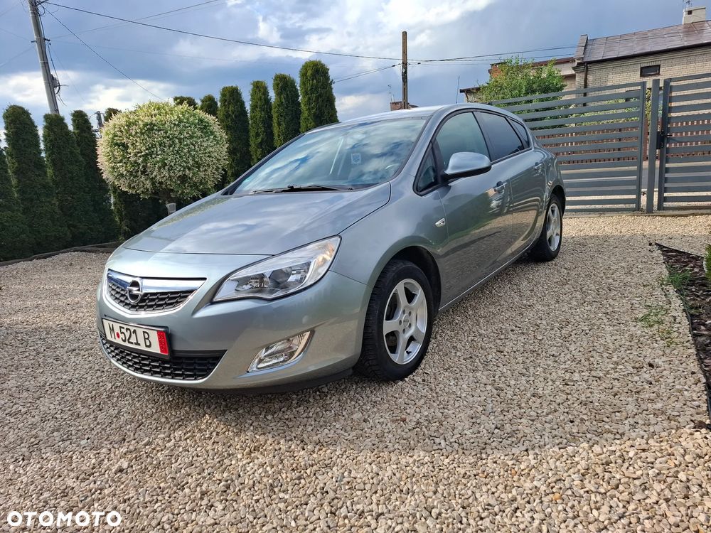 Opel Astra 1.4 Turbo Innovation - 25