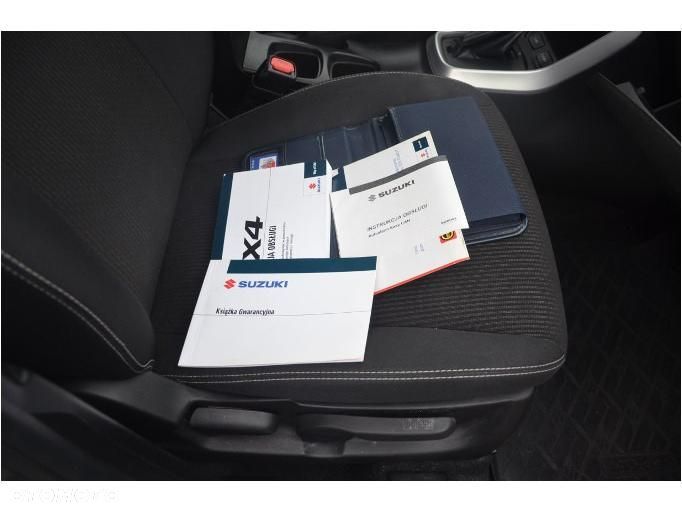 Suzuki SX4 S-Cross 1.4 T Premium - 30