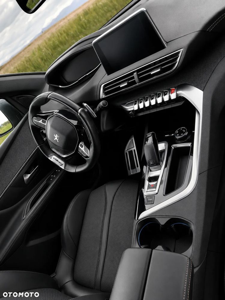 Peugeot 3008 1.6 PureTech GPF GT Line S&S EAT8 - 6
