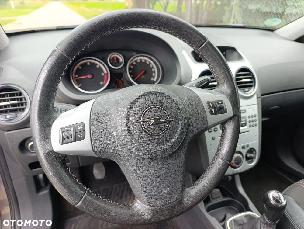 Opel Corsa - 20