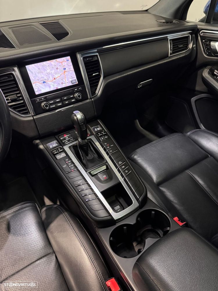Porsche Macan - 51