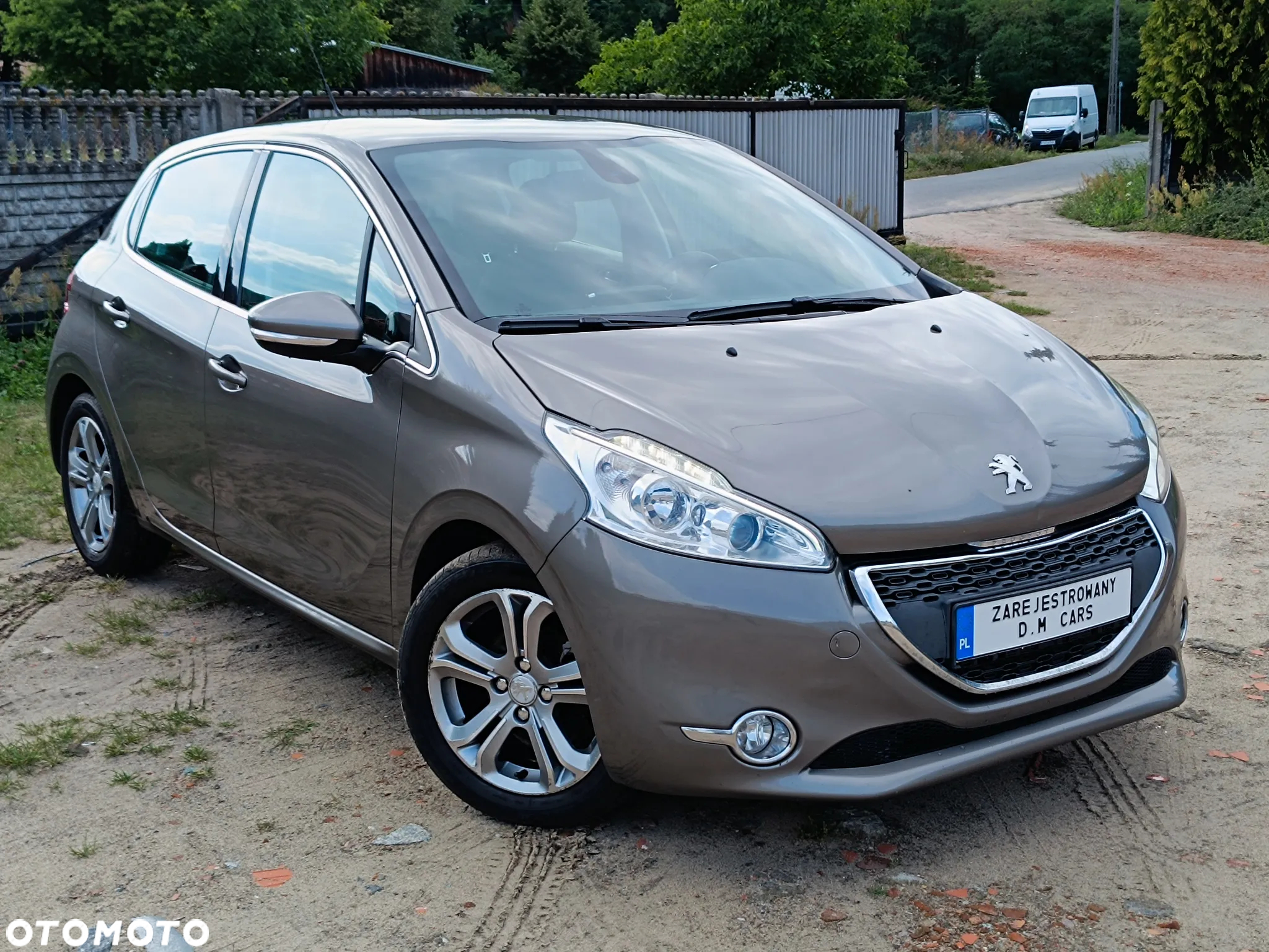 Peugeot 208 1.6 e-HDi Allure STT - 2