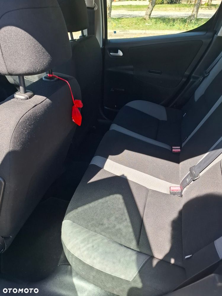 Peugeot 207 1.4 16V Trendy - 13