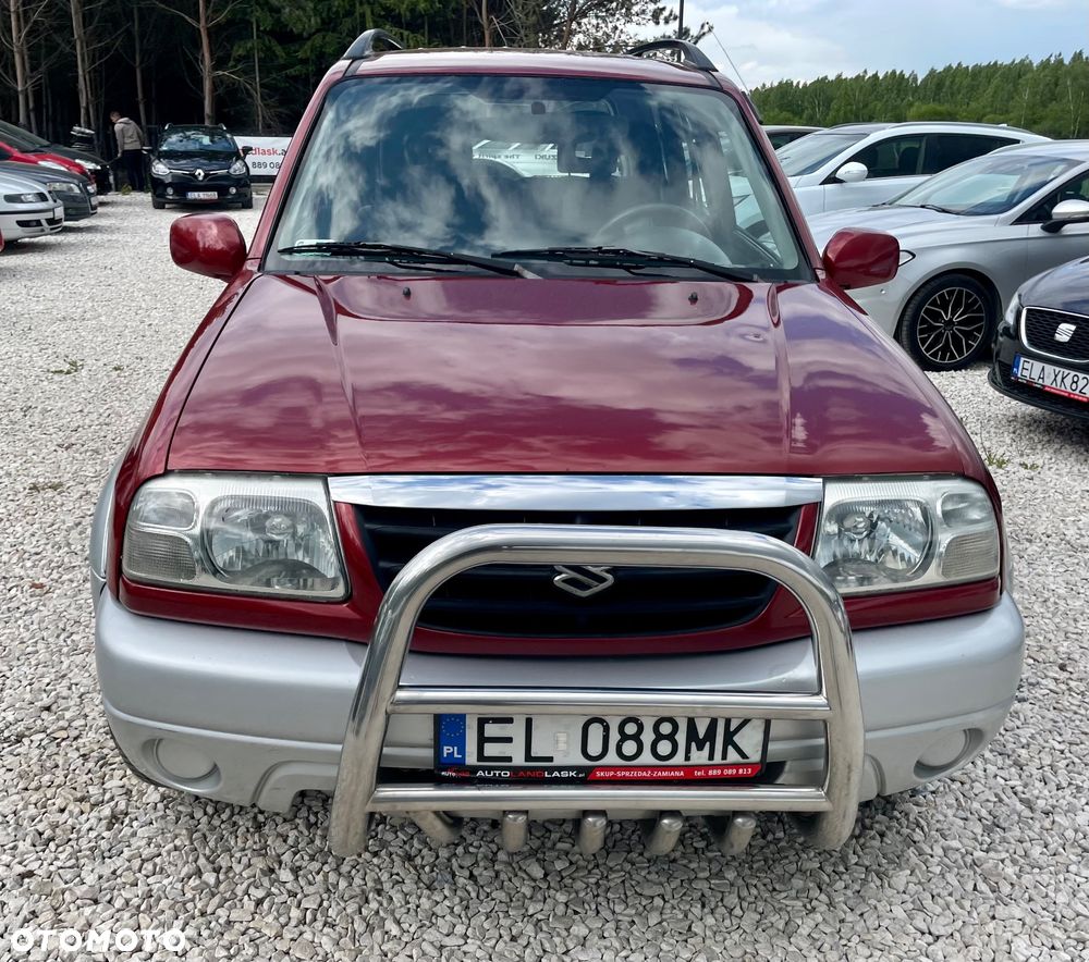 Suzuki Grand Vitara 2.0 Limited - 24