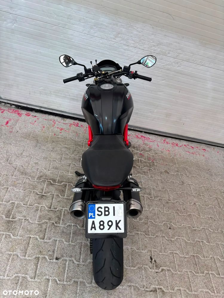 Ducati Monster - 33