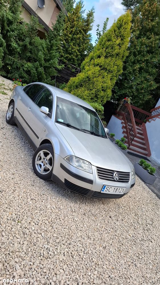 Volkswagen Passat 1.6 Comfortline - 1