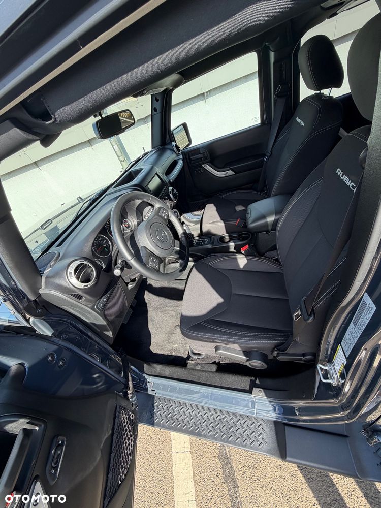 Jeep Wrangler 3.6 Unlim Rubicon - 11