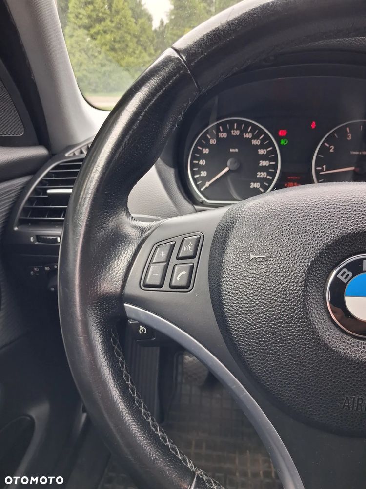 BMW Seria 1 118i - 21
