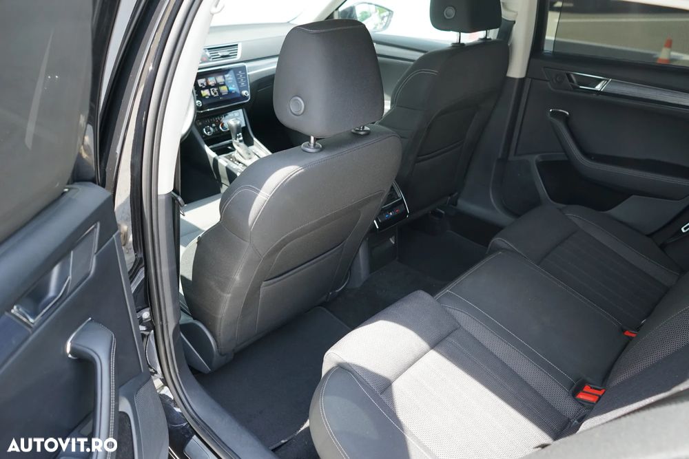 Skoda Superb 2.0 TDI DSG Style - 29