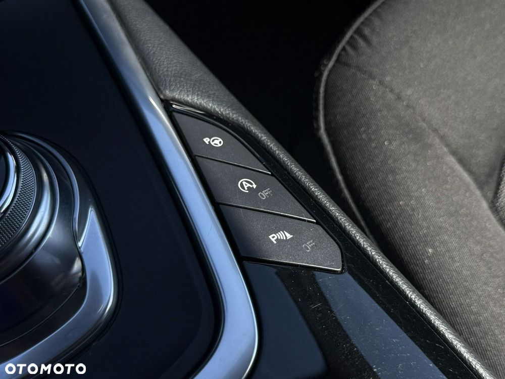 Ford S-Max 2.0 TDCi Titanium PowerShift - 32