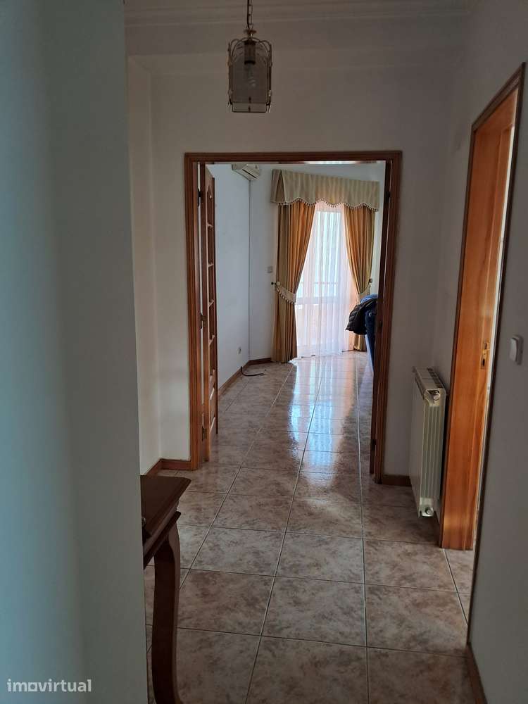 Arrenda-se Apartamento T2 em MIRANDELA - Vista 5