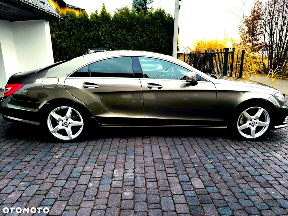 Mercedes-Benz CLS - 4
