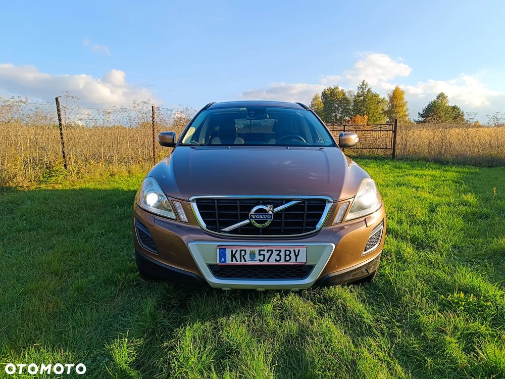 Volvo XC 60 D4 R-Design Momentum - 2
