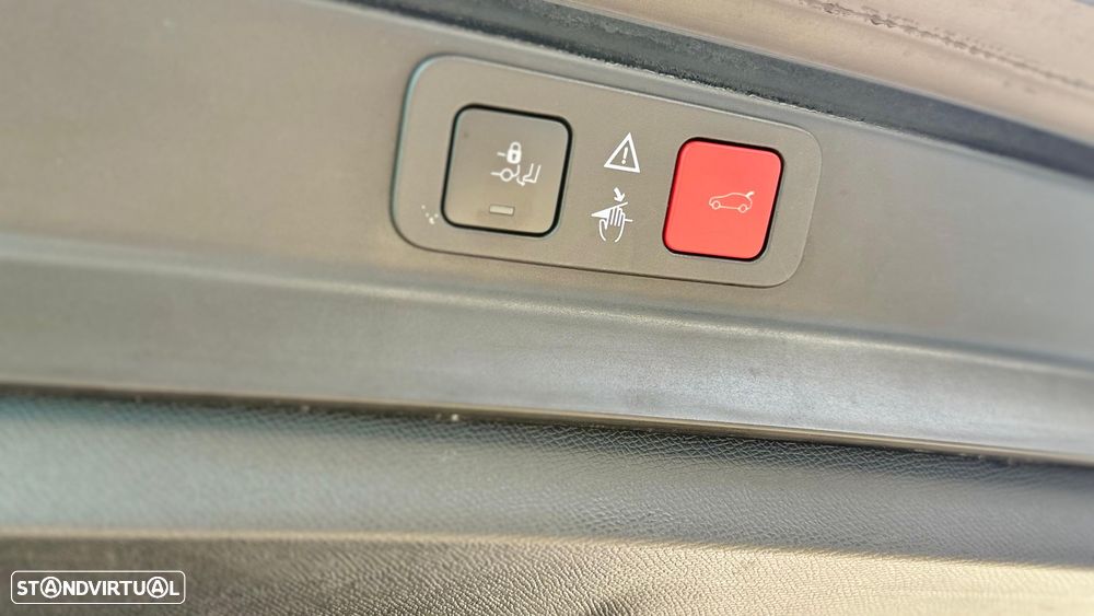 Peugeot 5008 1.5 BlueHDi GT EAT8 - 26