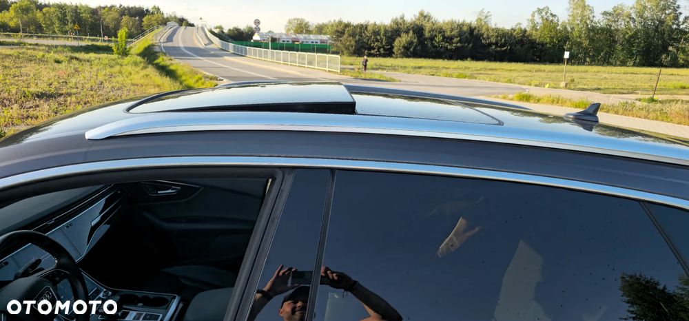 Audi Q8 55 TFSI quattro tiptronic - 22