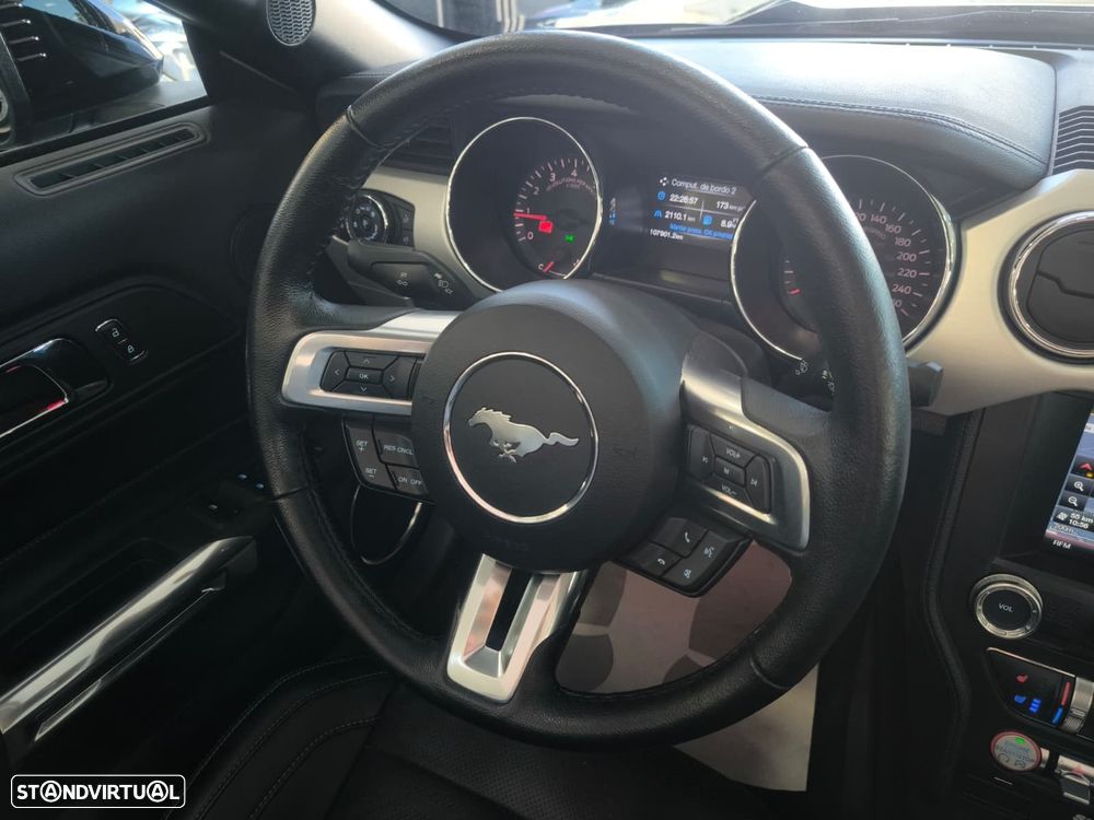 Ford Mustang 2.3i EcoBoost - 18