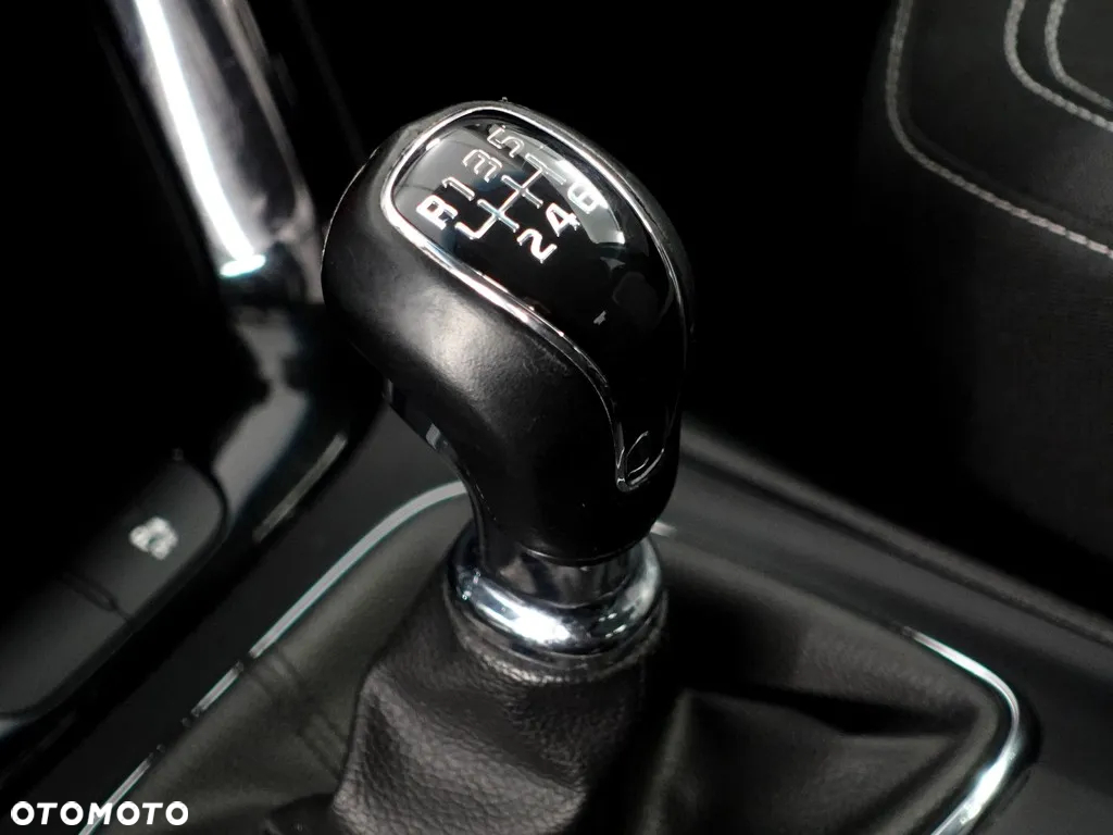 Kia Ceed Cee'd 1.6 GDI L Business Line - 24