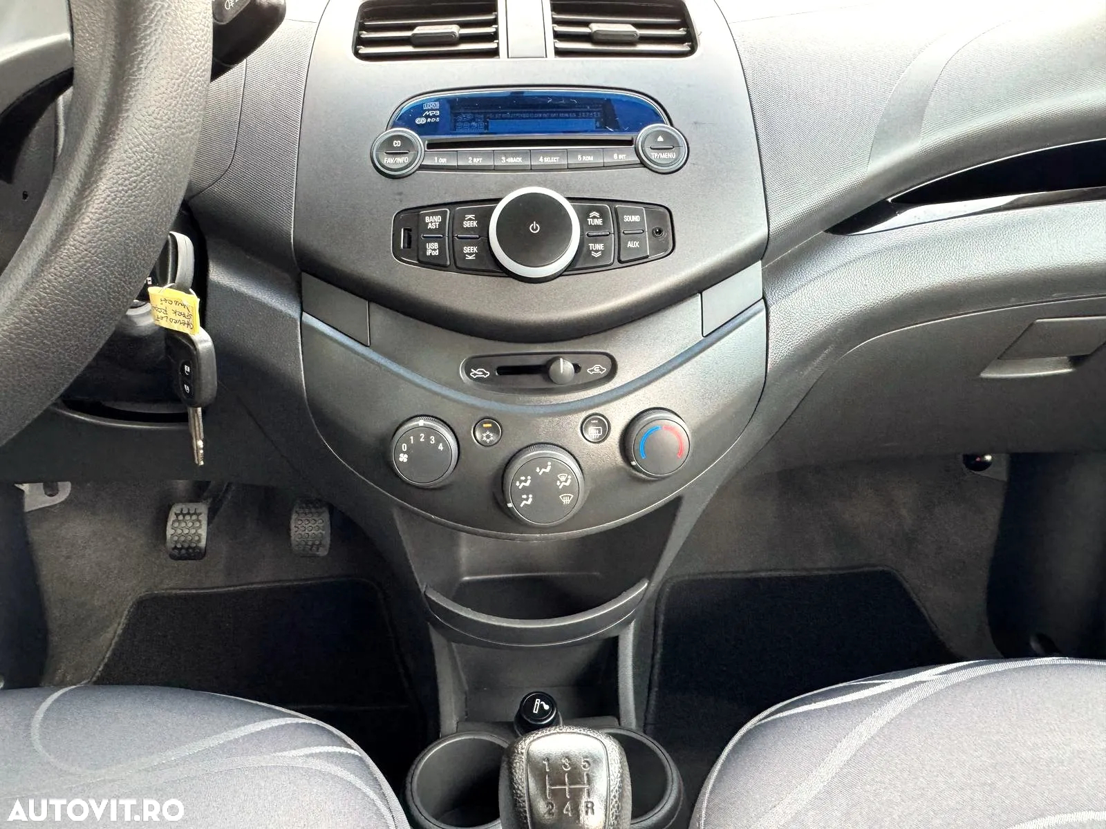 Chevrolet Spark 1.0 LS - 9