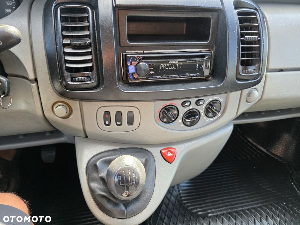 Opel Vivaro - 19