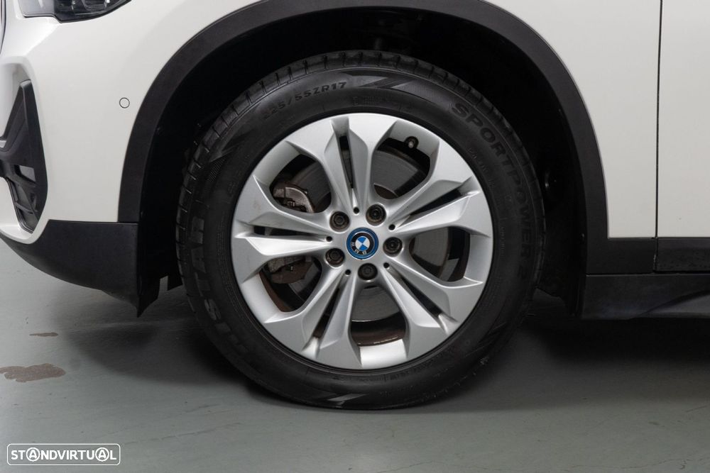 BMW X1 25 e xDrive Corporate Edition - 14