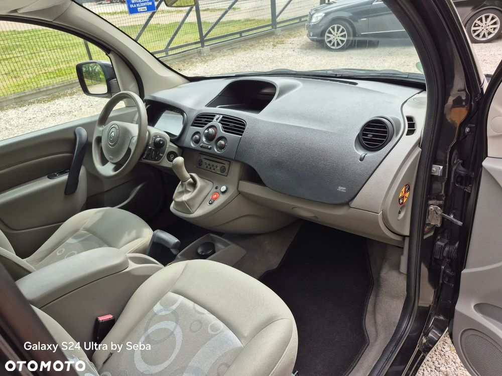 Renault Kangoo 1.6 8V Happy Family - 22