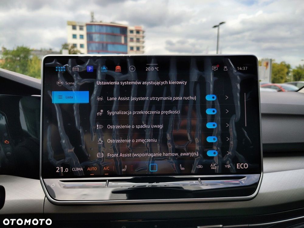 Volkswagen Golf - 18