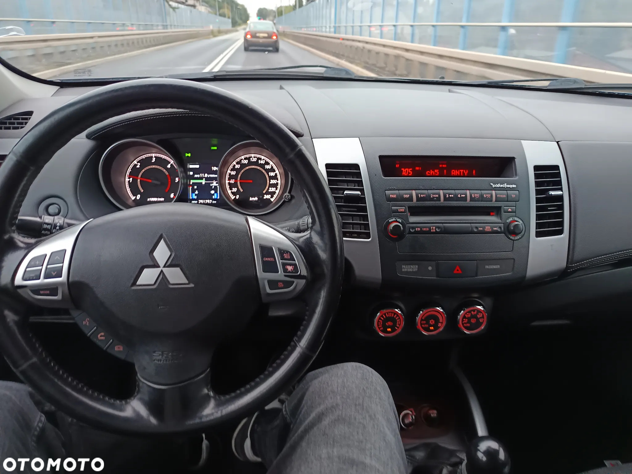Mitsubishi Outlander 2.0 DID Invite - 10