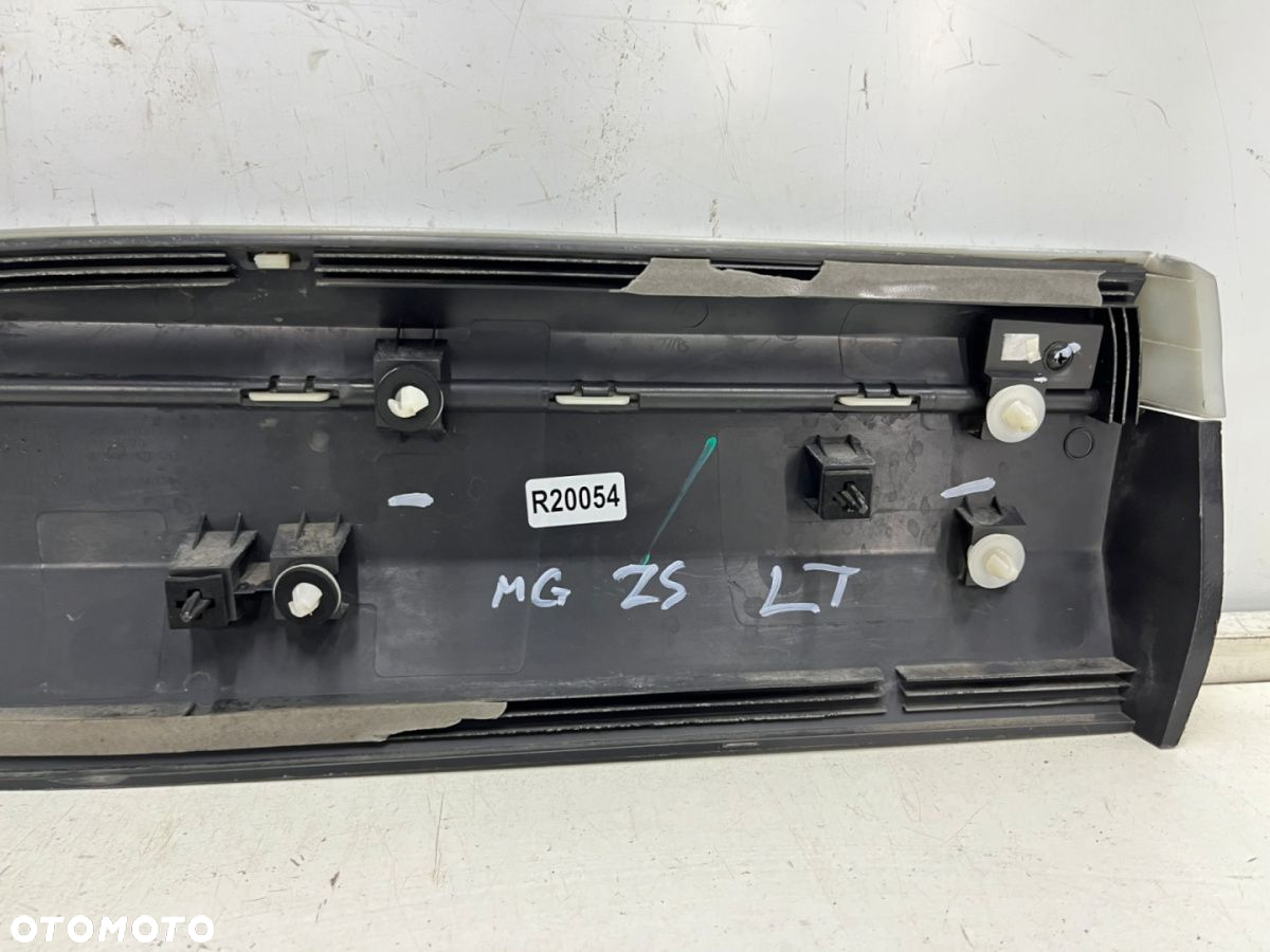Listwa MG ZS MG VS MG ZS EV 17r.- LEWA TYLNA dolna nakładka drzwi lewy tył p10360770 - 11