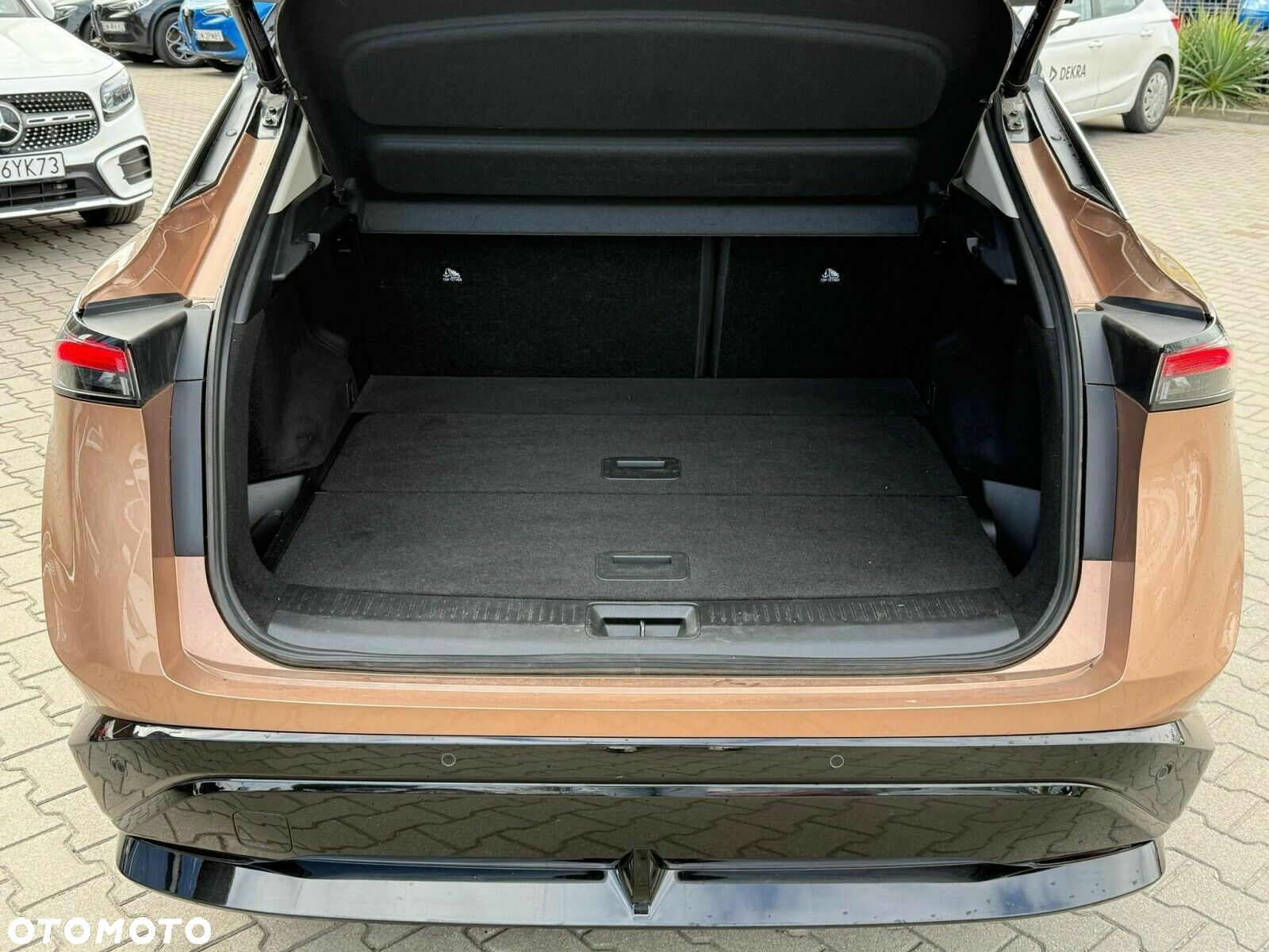 Nissan Ariya - 10