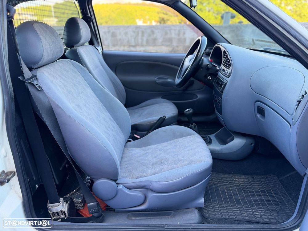 Ford Fiesta 1.8 TDCI - 8