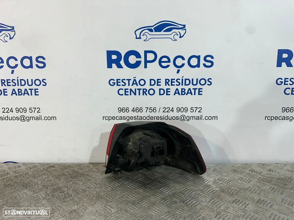 .Farolim Tras Traseiro Direito Original Volkswagen VW Golf 6 Mk6 5K0945111 2008 a 2013 - 4