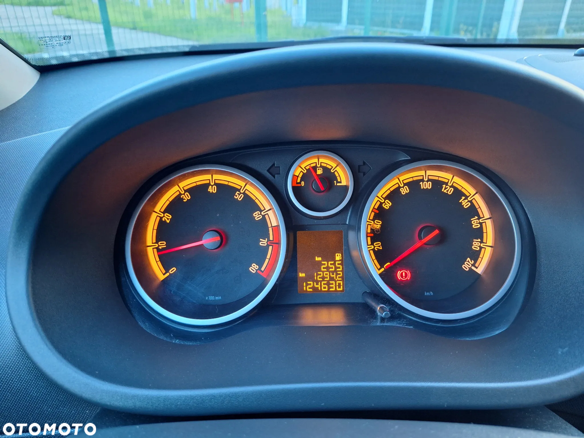 Opel Corsa 1.4 16V Edition 150 - 19