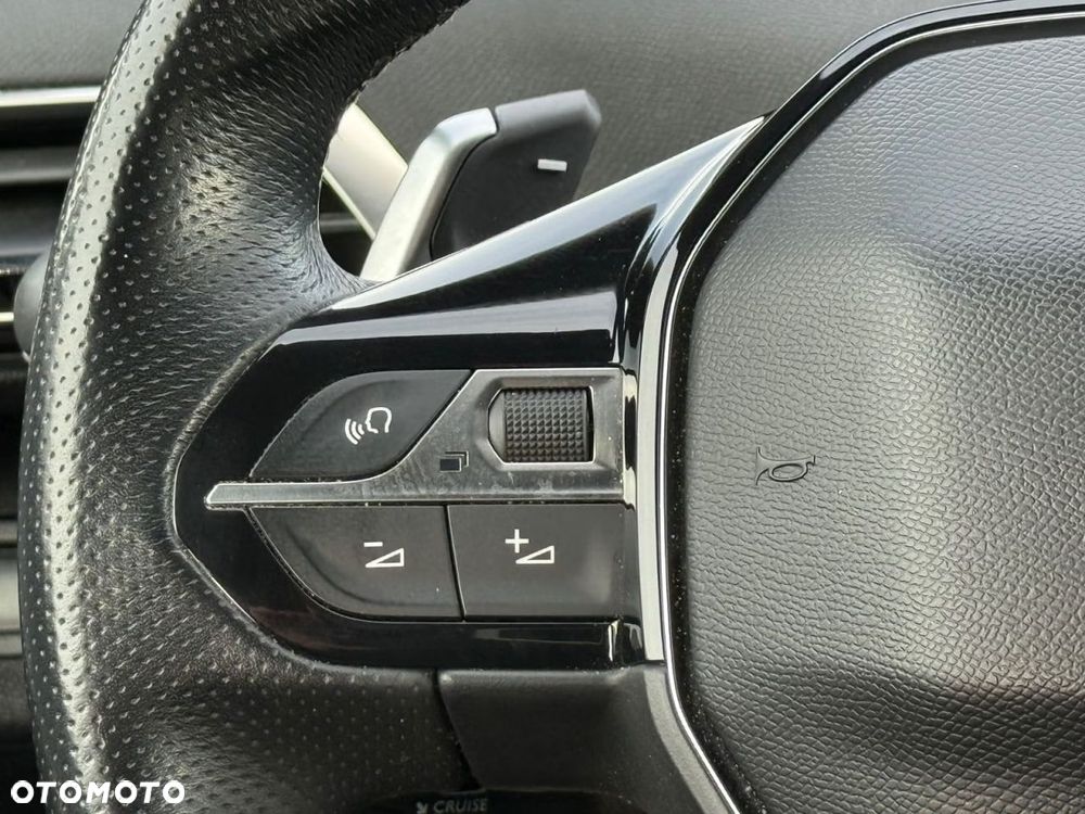 Peugeot 3008 BlueHDi 180 Stop & Start EAT6 GT - 11