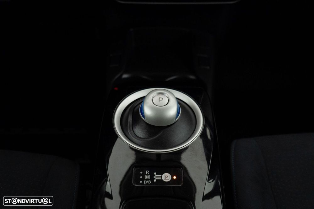 Nissan Leaf Tekna 30 kWh - 26