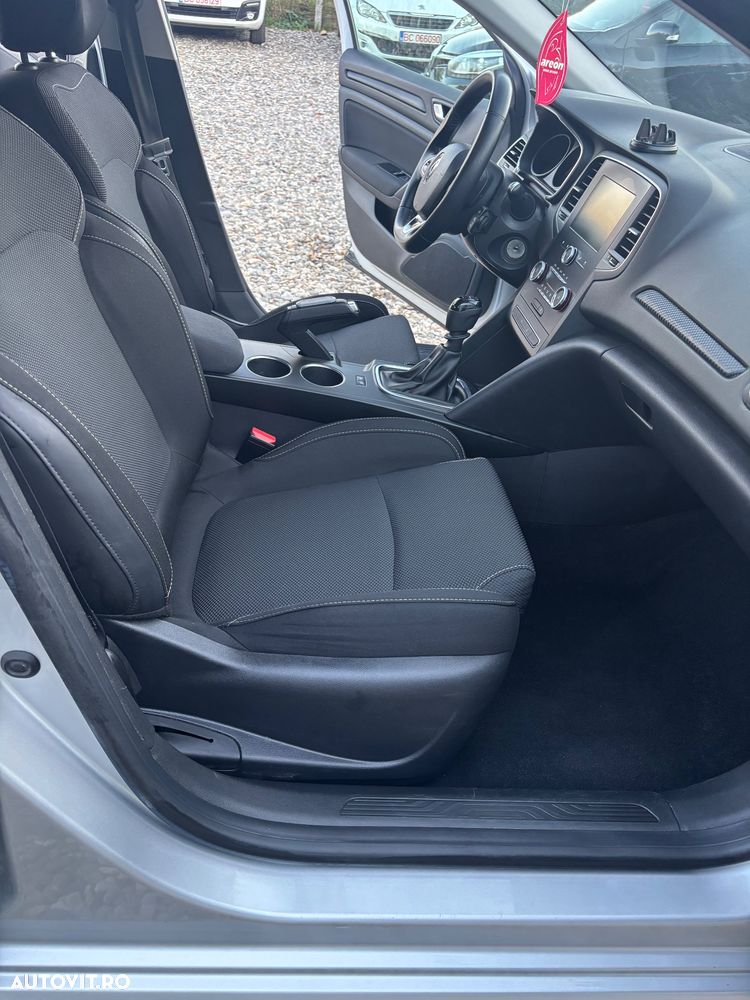 Renault Megane BLUE dCi Intens - 7