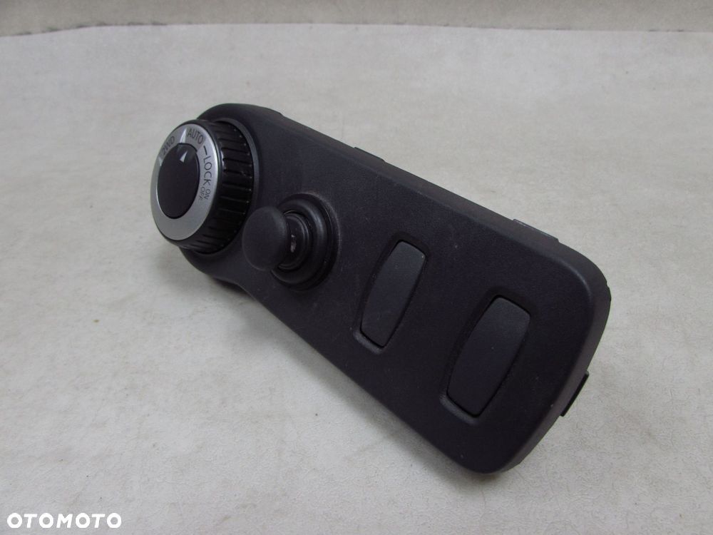 DACIA DUSTER I 10-17 PANEL PRZELACZNIK NAPEDOW 251630837R - 3