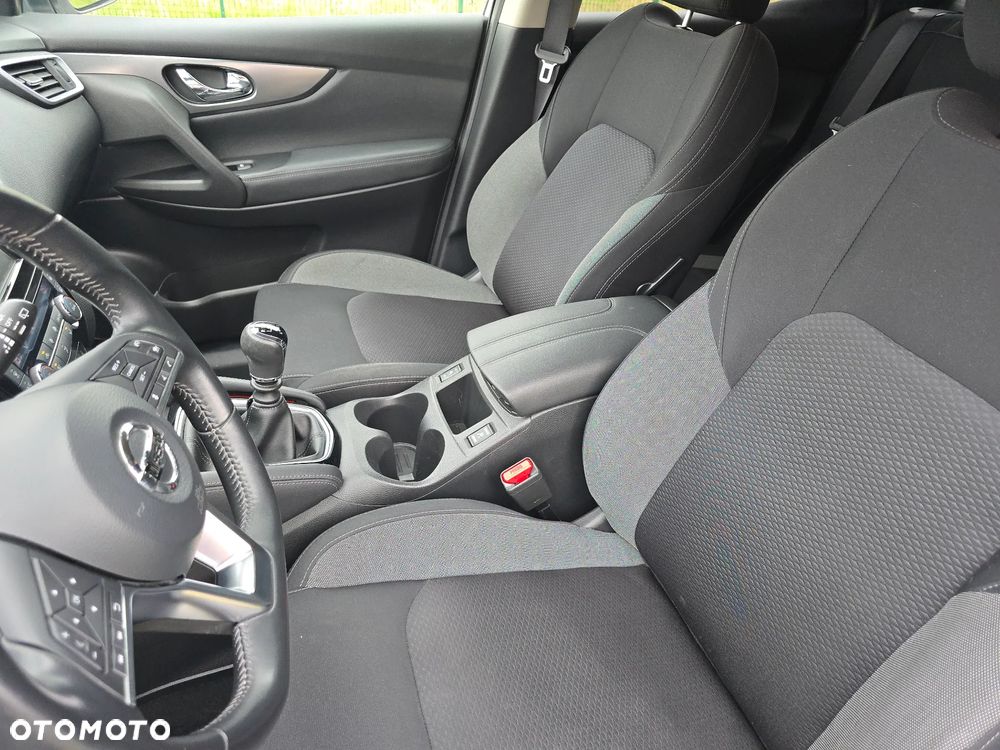 Nissan Qashqai 1.3 DIG-T Tekna - 24